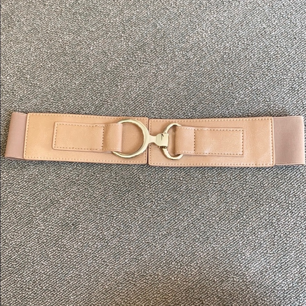 Nude belt